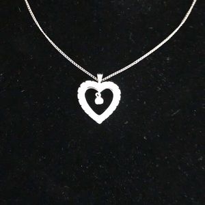 White gold diamond heart pendant